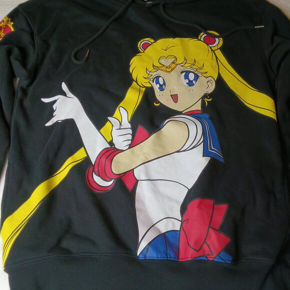 Naoko Takeuchi/PNP, Toei Animation β€ Sailor Moon Jumbo Print Hoodie Medium β€ - Picture 4 of 16